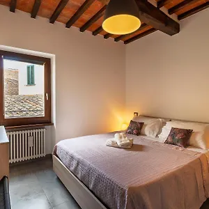 https://la-finestra-darezzo.it-tuscanyhotel.com